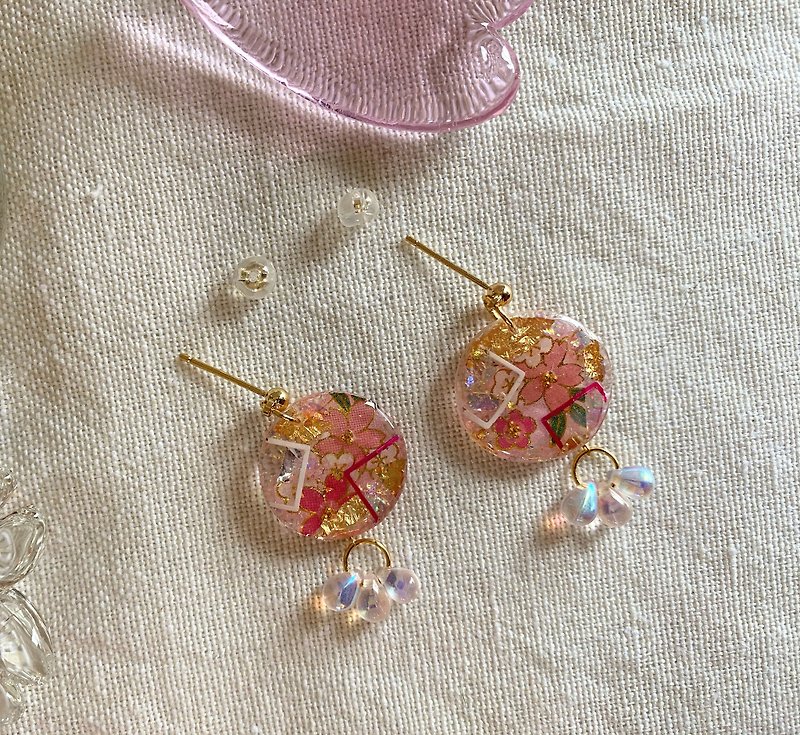 Sakura Czech water drop beads, ear pins, Clip-On - ต่างหู - เรซิน สึชมพู