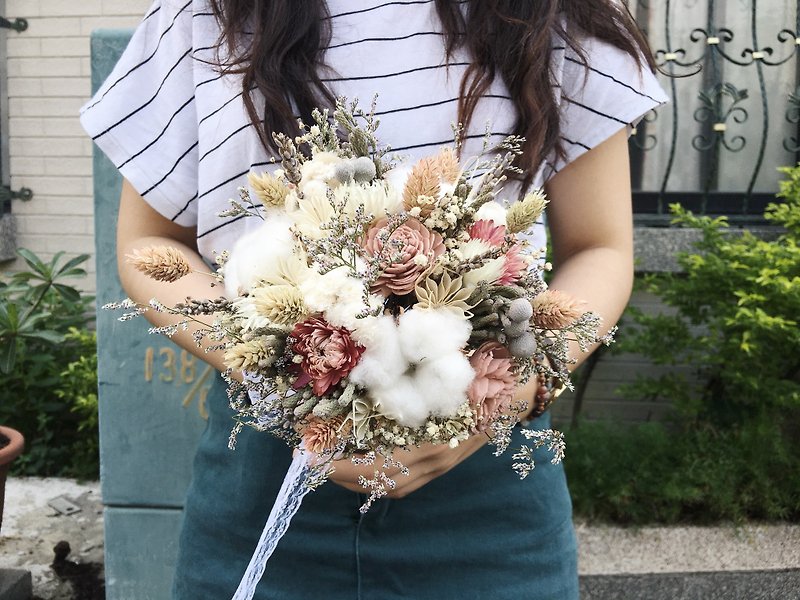 Exclusive order Ri Tsan 【Nice flower】 Sun rose Bridal bouquet Dry bouquet Wedding bouquet Valentine's Day flower bouquet with a flower - Brooches - Plants & Flowers Pink
