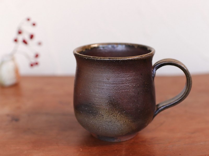 Bizen coffee cup (large) c 8 - 054 - แก้วมัค/แก้วกาแฟ - ดินเผา สีนำ้ตาล