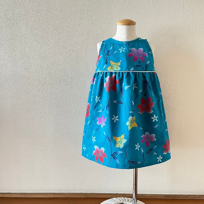 Children's Yukata-style modest flare dress, Chusen lily pattern, blue-green background, size 100, elastic at back - Skirts - Cotton & Hemp Green