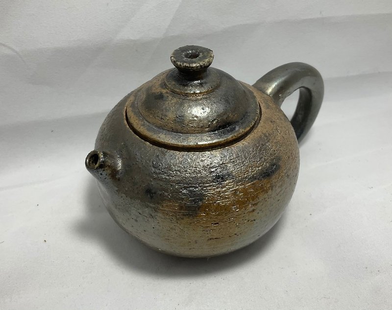 【送禮首選】藏菁ㅣ柴燒嵌蓋手拉坯壺 - 茶壺/茶杯/茶具 - 陶 