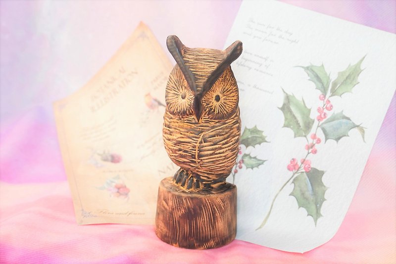 シャオナン コノハズク 木彫り フクロウ オリジナル - 置物 - 木製 ブラウン