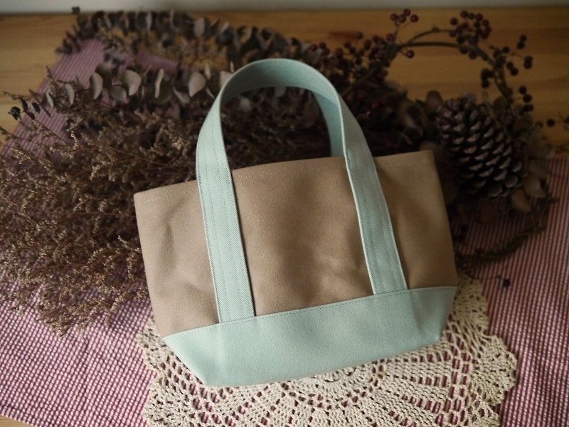 Classic tote bag Ssize milktea x mint green -milk tea x lake green- - Handbags & Totes - Other Materials Khaki