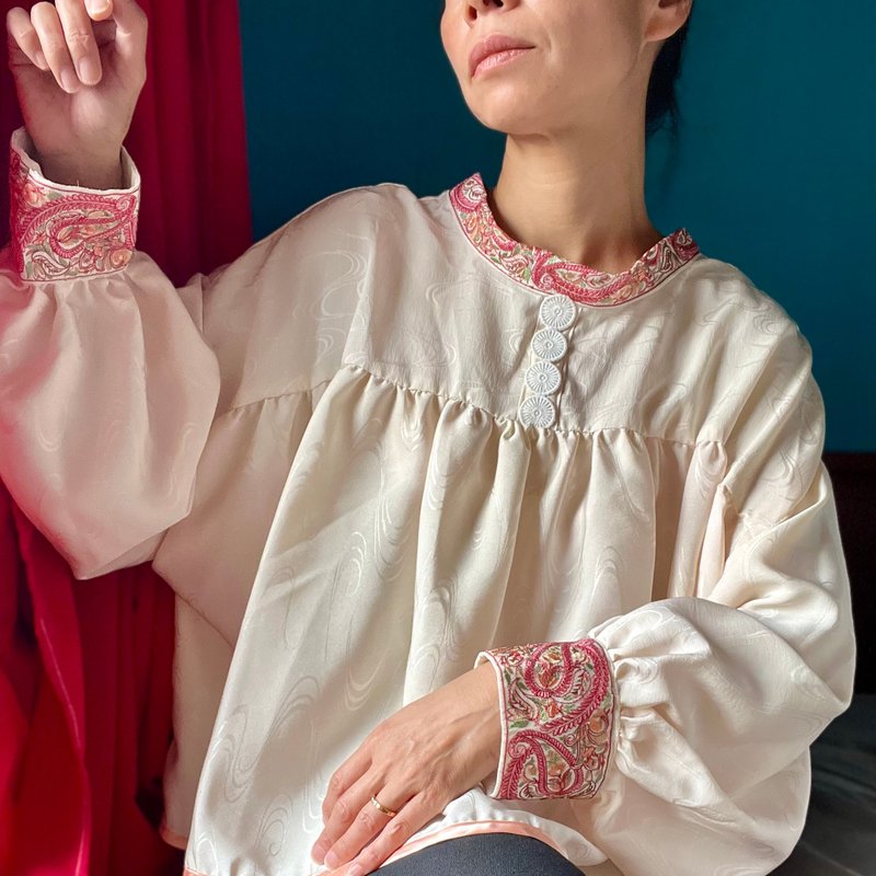 Feminine pearl white silk blouse with puff sleeves made from Kimono - เสื้อผู้หญิง - ผ้าไหม ขาว