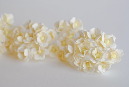 makemefrompaper paper flower, supplies, 100 pcs. hydrangea paper, size 1.5 cm., ivory color