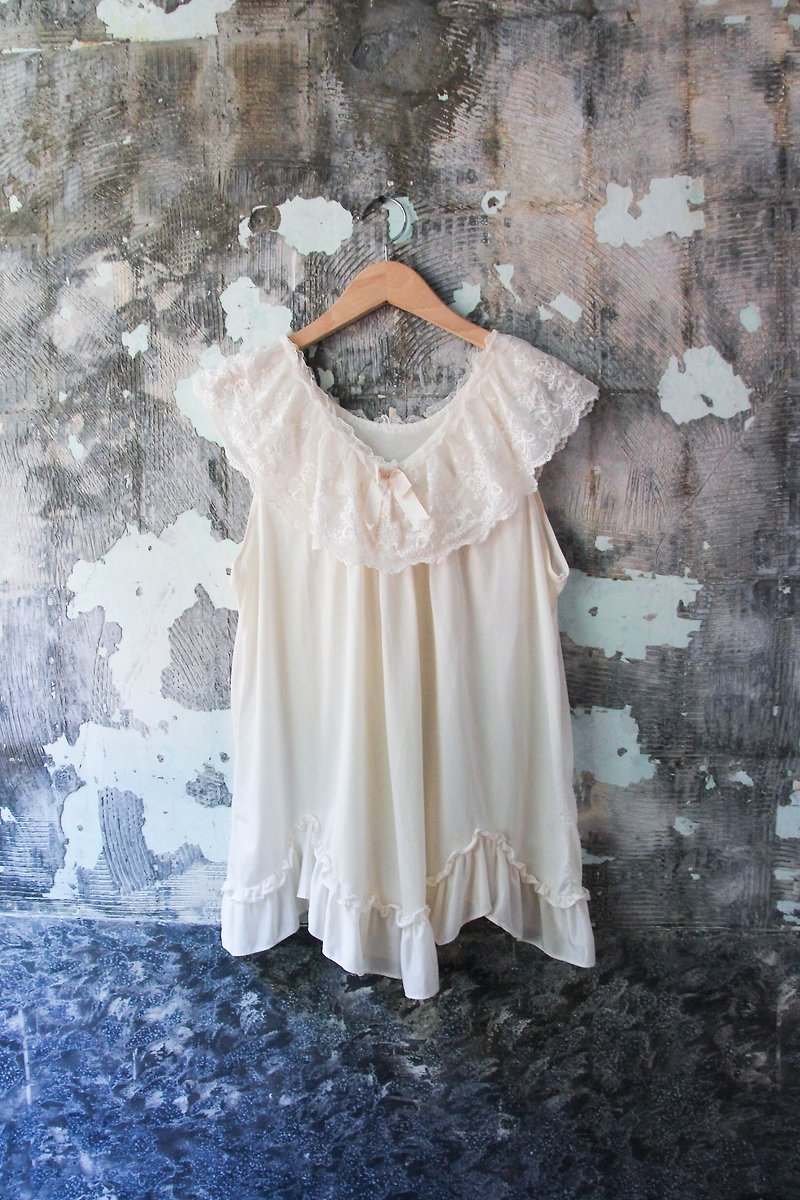 袅袅 department store -Vintage lace collar silky sleeveless pajamas retro - One Piece Dresses - Polyester 