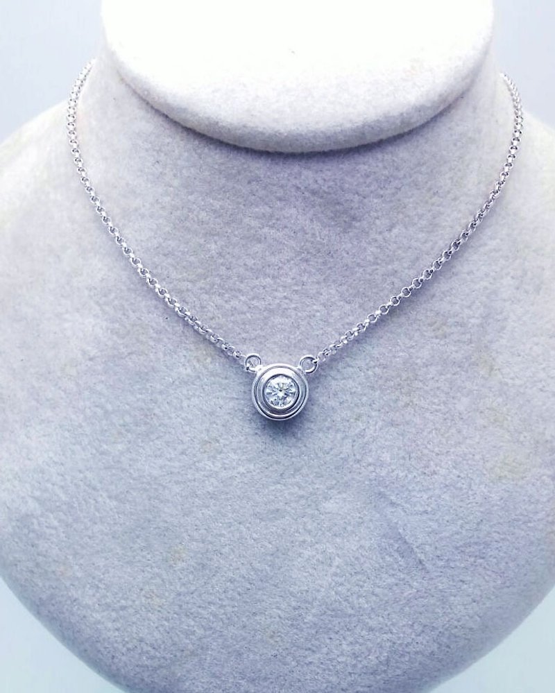 Tooo Mini << Kaleidoscope >> Diamond 18K Gold Solitaire Necklace - Necklaces - Gemstone White