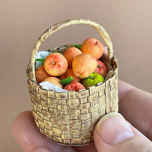 DOLLFOODS Doll miniature basket with carrots for playing with dolls, dollhouse, scale 1:12