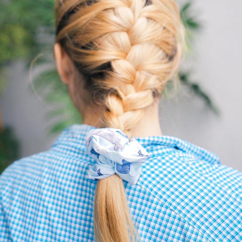 【Whale Does It belong】Light Blue Watercolour Illustration Hair Band - Hair Accessories - Other Man-Made Fibers Blue