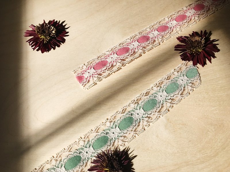 Early lace ribbon / hand-made material - วัสดุห่อของขวัญ - วัสดุอื่นๆ หลากหลายสี