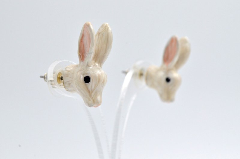 TIMBEE LO 兔子頭耳釘 米白 粉紅  樹脂琺瑯手繪塗層 限量商品 - 耳環/耳夾 - 其他材質 白色