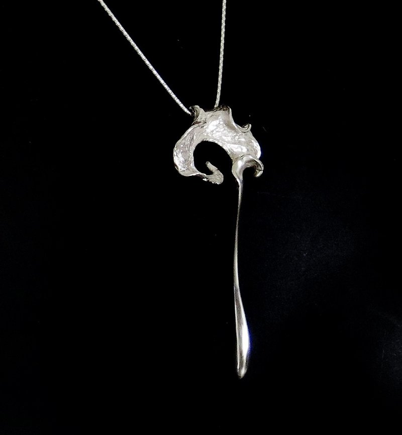 Falling Dewdrop-Silver Necklace/ handmade - Necklaces - Sterling Silver Silver