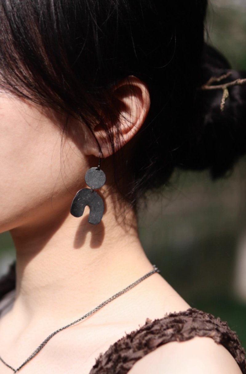 Elephant S925 silver earrings minimalist vintage earrings - ต่างหู - เงินแท้ สีเงิน