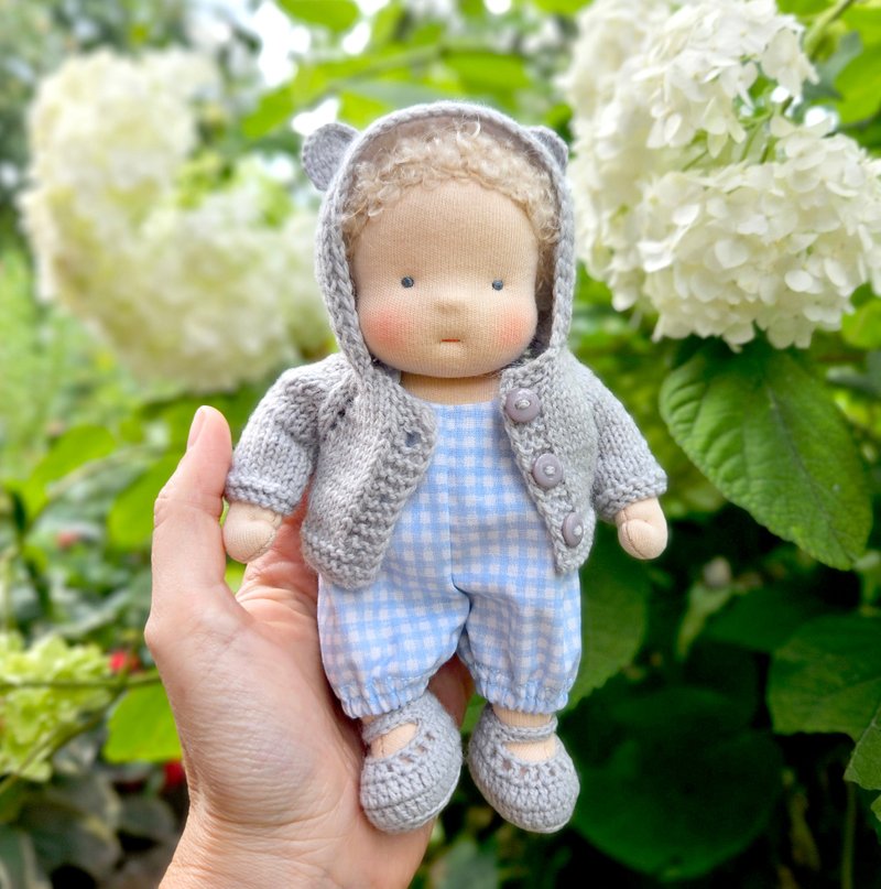 Waldorf doll pocket doll 7 inch (18 cm) tall. - ของเล่นเด็ก - วัสดุอีโค สีน้ำเงิน