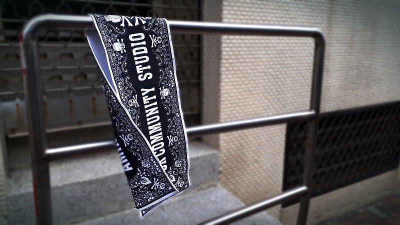 AMIN'S SHINY WORLD × OK community studio joint sports towel - ผ้าขนหนู - ผ้าฝ้าย/ผ้าลินิน สีดำ