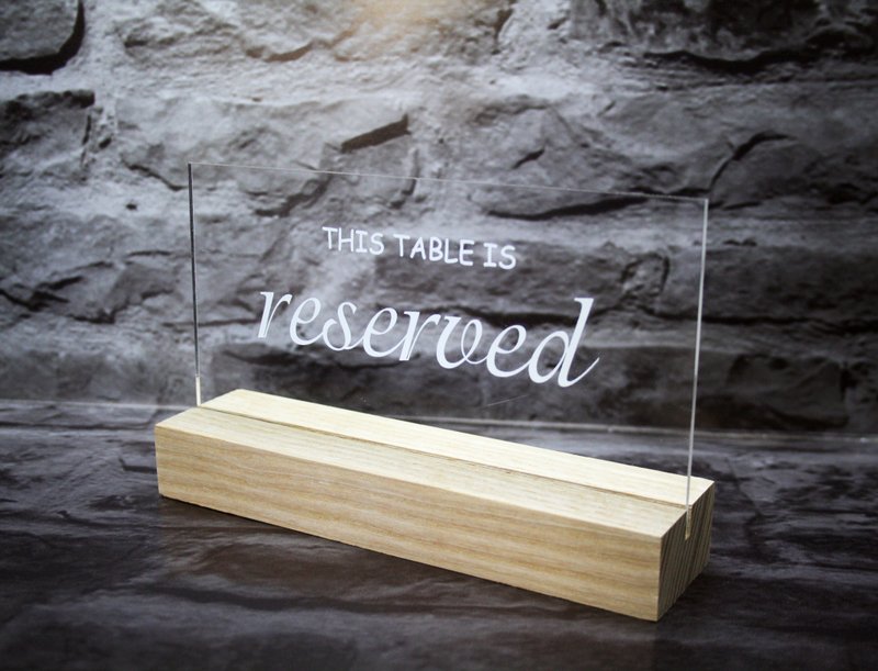 Wooden acrylic reserved signs, Table signs with stand, Restaurant Sign - 桌布/桌巾/餐墊 - 木頭 