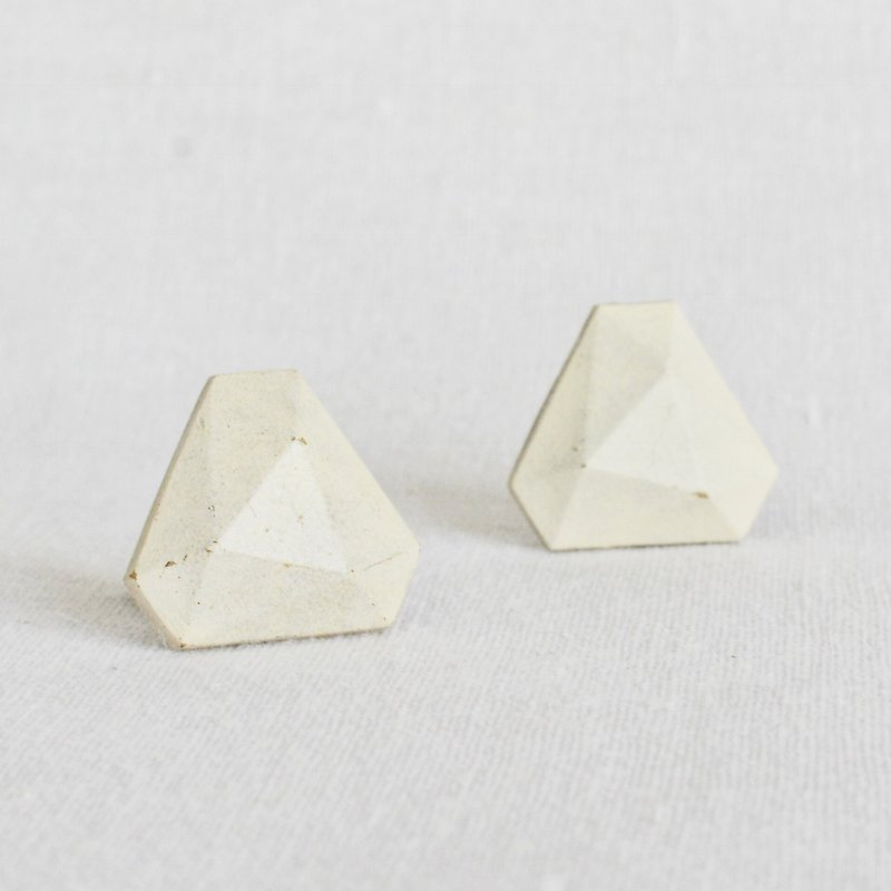 Oven clay earrings, Triangle L, White - ต่างหู - ดินเผา ขาว