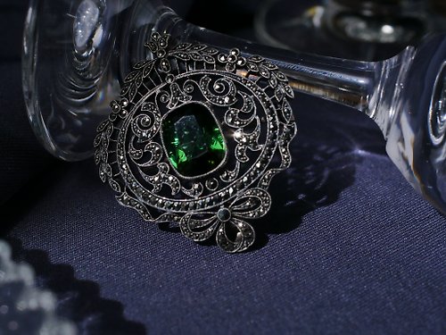鑲珹古董珠寶 1900-1910s 法國 美好年代 大型蒼綠蕾絲墜子兩用胸針