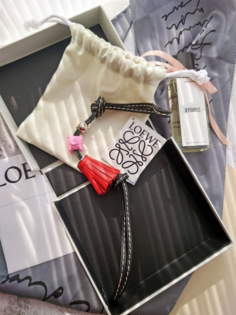 未使用品 帶標籤及盒 Loewe 小豬流蘇包包掛飾 掛件 鎖匙扣鑰匙圈 - 鑰匙圈/鑰匙包 - 真皮 粉紅色