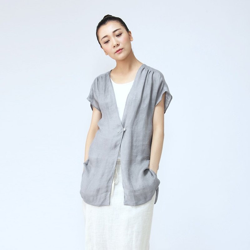 BUFU soft ramie non-sleeve shirt with belt CS160507 - เสื้อผู้หญิง - ผ้าฝ้าย/ผ้าลินิน สีเงิน