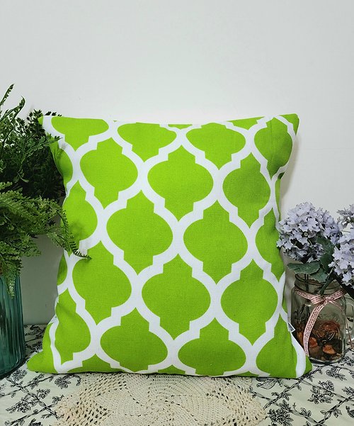 hazelnut 北歐風格草绿色幾何圖案,深藍色圖案抱枕靠枕靠墊枕套