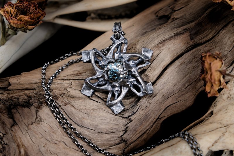 靜謐波影III-黃鐵礦綠松項鍊 - 項鍊 - 銀 銀色