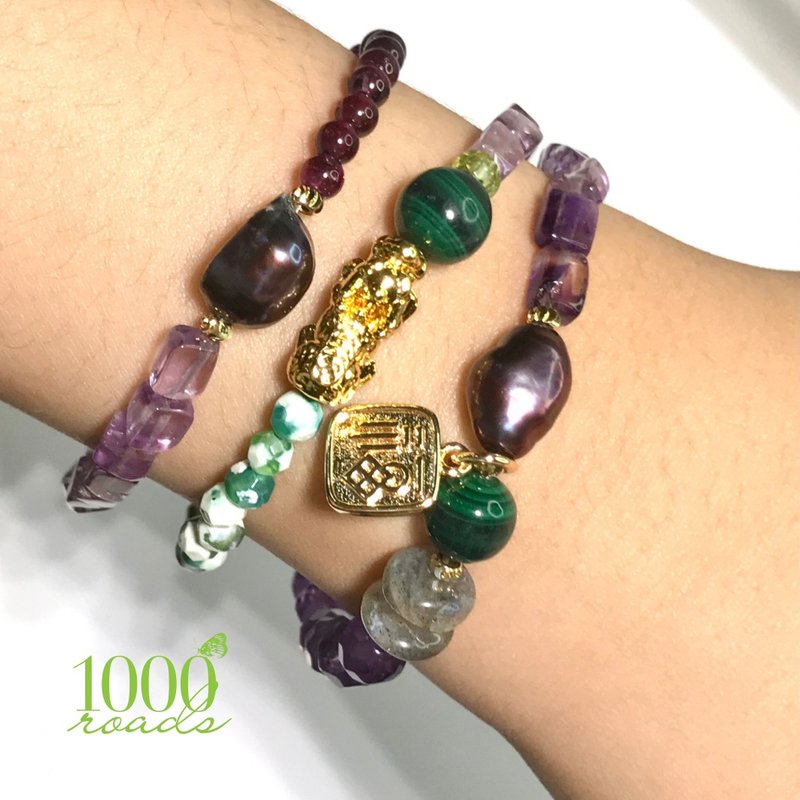 Chinese blessing charm bracelet - 手鍊/手環 - 石頭 多色