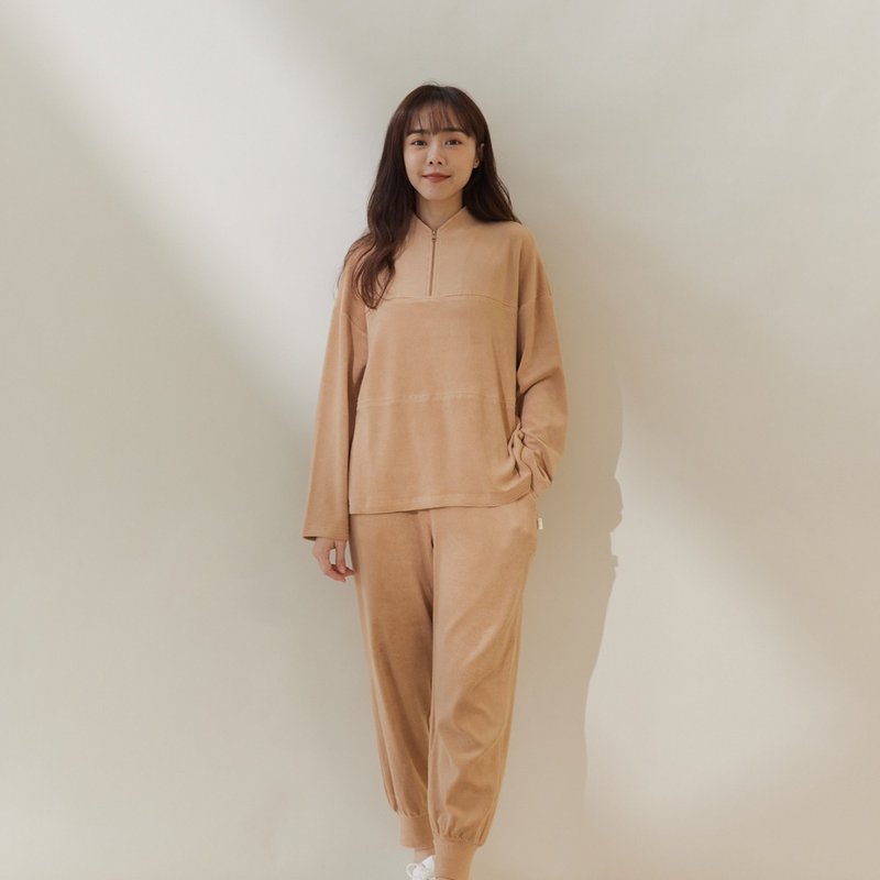 UMORFIL膠原蛋白軟綿毛毛半開襟運動風套裝-共2色 - 女上衣/長袖上衣 - 棉．麻 多色