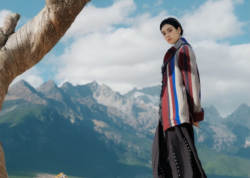 [Mu Yun Ji] New Chinese Retro Tibetan Style Tassel Wool/Striped Coat - Women's Tops - Other Materials Multicolor