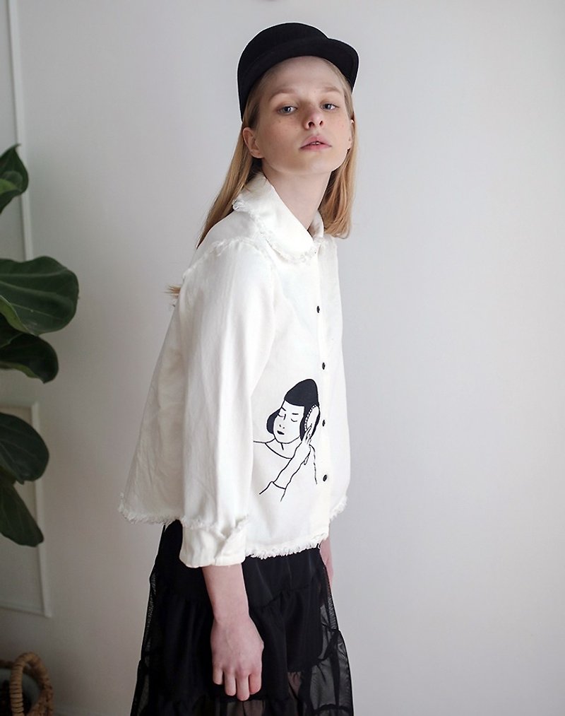 Woman embroidery white denim burr jacket - imakokoni - Women's Casual & Functional Jackets - Cotton & Hemp White
