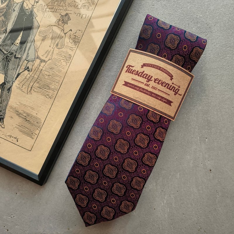 Necktie Geometry Vintage Purple Mulberry | 8cm - เนคไท/ที่หนีบเนคไท - เส้นใยสังเคราะห์ สีม่วง