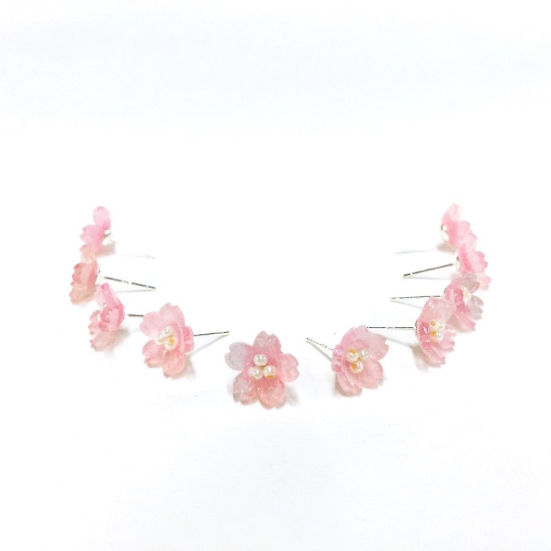 【Miniature Flower House】Sakura blossoms. Cute cherry blossom powder. s925 sterling silver earrings/earrings