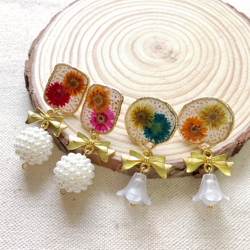 蝴蝶結金箔押花耳環 手作 乾燥花 日本樹脂 真花 - 耳環/耳夾/耳骨夾 - 樹脂 多色