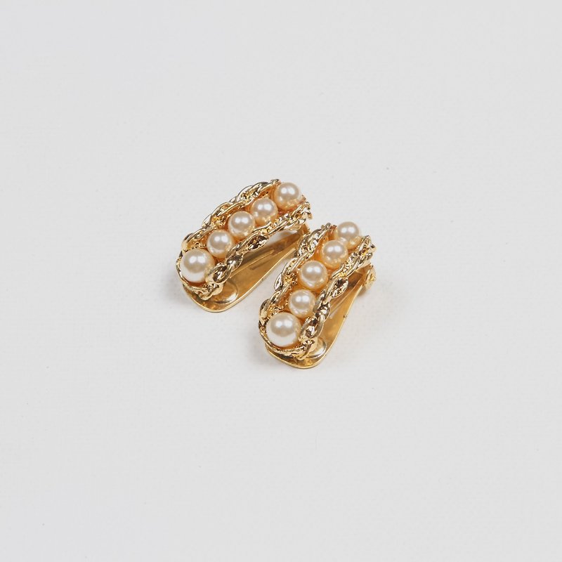 【蛋植物古着】珍珠果實夾式古董耳環 - 耳環/耳夾 - 其他金屬 金色