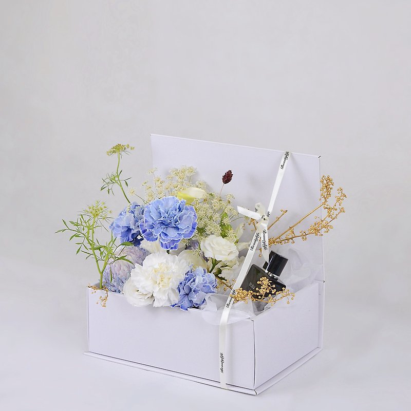 烟花-鮮花-花禮盒-莫蘭迪花園 - 禮物盒/包裝盒 - 植物．花 白色