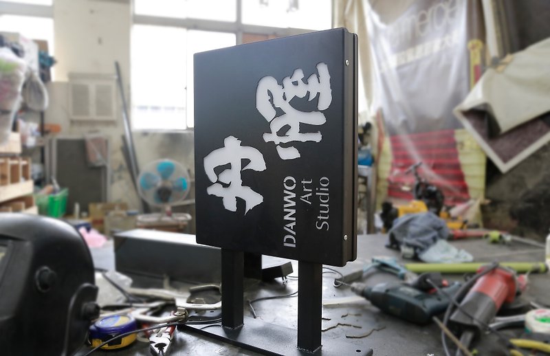 Industrial wind customized iron LED signboard double-sided light box/iron plate rusting/business signboard/customizable - Other - Other Metals Black