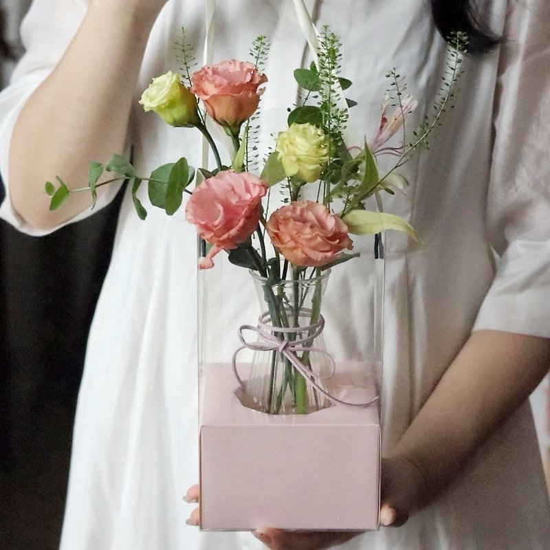 Tangible Mother's Day | Korean textured vase suitcase (limited to self-pickup in store) - ช่อดอกไม้แห้ง - พืช/ดอกไม้ 