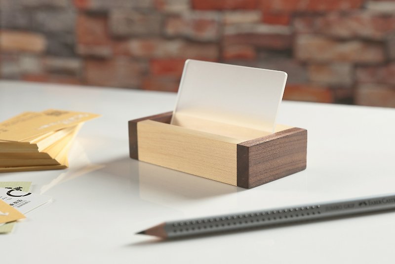 Solarber business card holder (maple/walnut) (customized lettering can be purchased) - Card Stands - Wood 