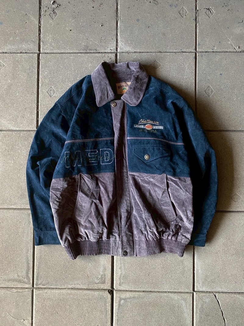 -- Liang Guang Shi Selection -- Peach Velvet Patchwork Embroidered Jacket - เสื้อโค้ทผู้ชาย - วัสดุอื่นๆ สีน้ำเงิน