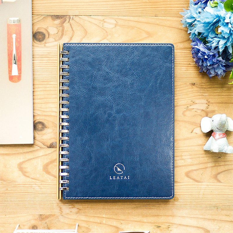 Peaceful。A5 Removable Binder Notebook with Bamboo Slide - Navy - Notebooks & Journals - Paper Blue