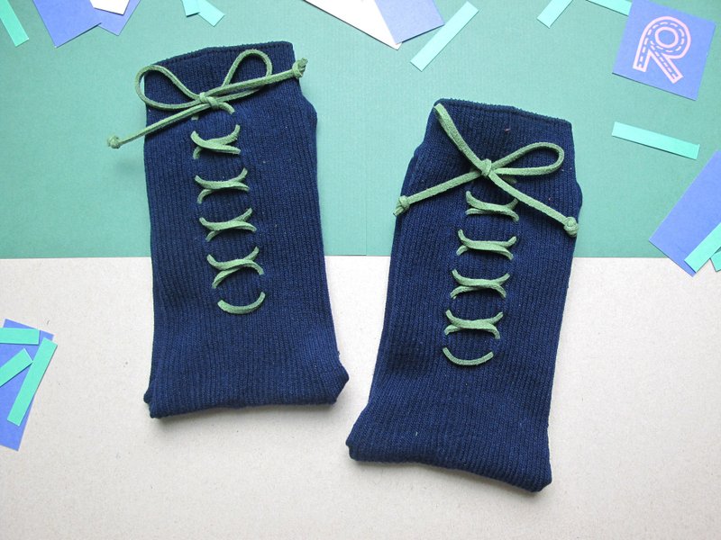 XX Socks/文青款綁繩中統襪/低調深藍/接單訂製 - 襪子 - 棉．麻 藍色