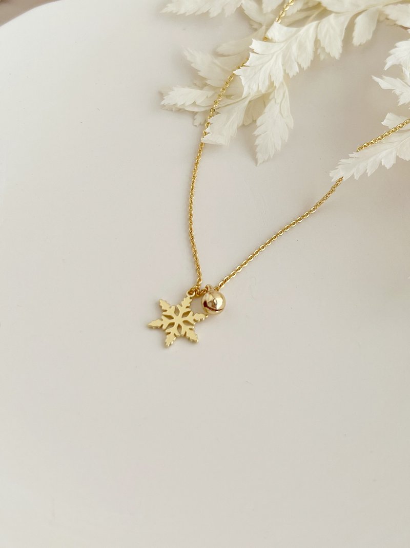 Delicate Gift Box Snowflake bell gold necklace 18KGF-All I Want # winter lovely - Necklaces - Other Metals Gold