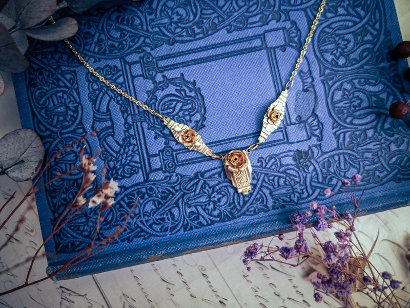 French Oria embossed three-dimensional rose Y-shaped necklace—French antique jewelry Vintage Jewelry - สร้อยคอ - โลหะ 