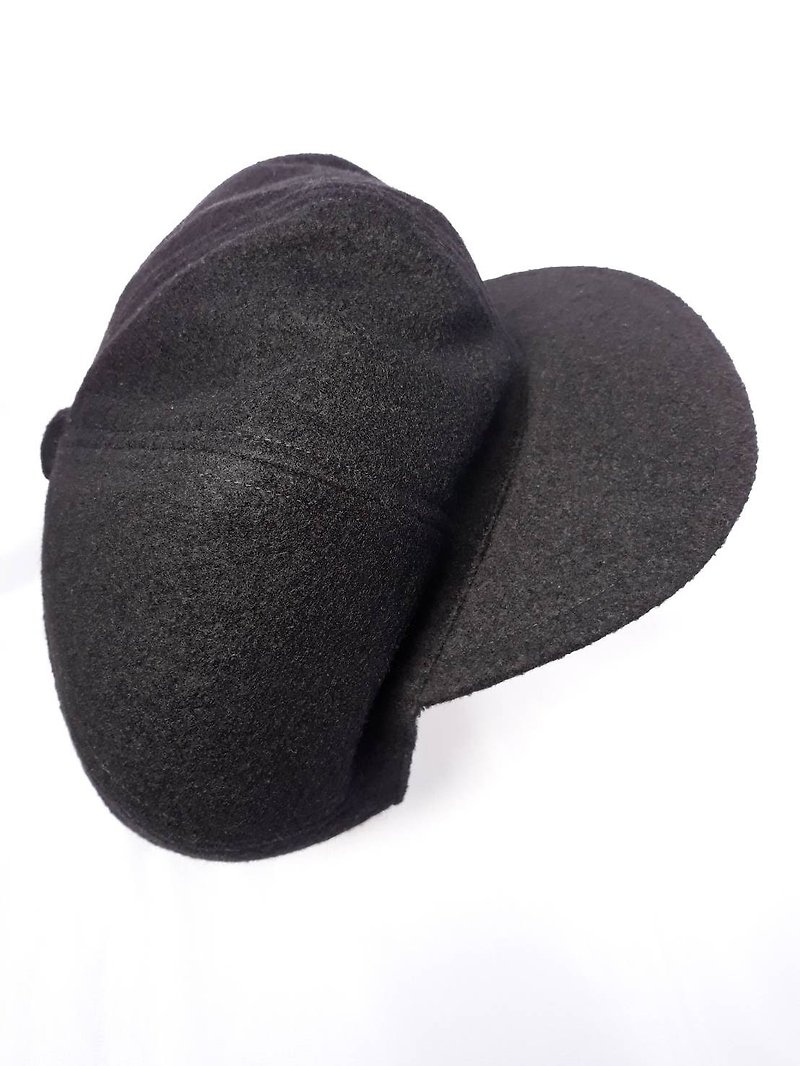 Black fur newsboy hat - Hats & Caps - Wool Black