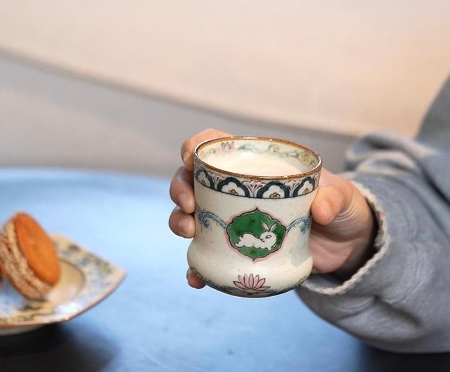 手作りの唐風青白磁古代茶器セット 敦煌三兎耳文様 コーラカップ