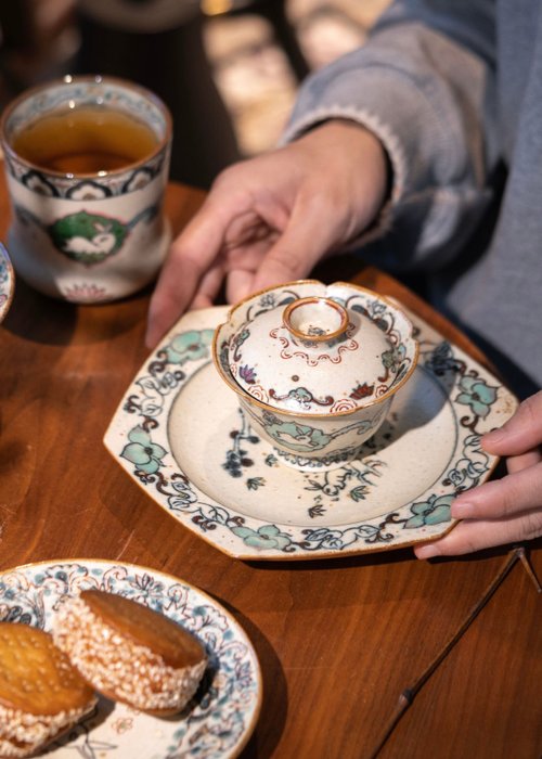 手作りの唐風青白磁古代茶器セット 敦煌三兎耳文様 コーラカップ