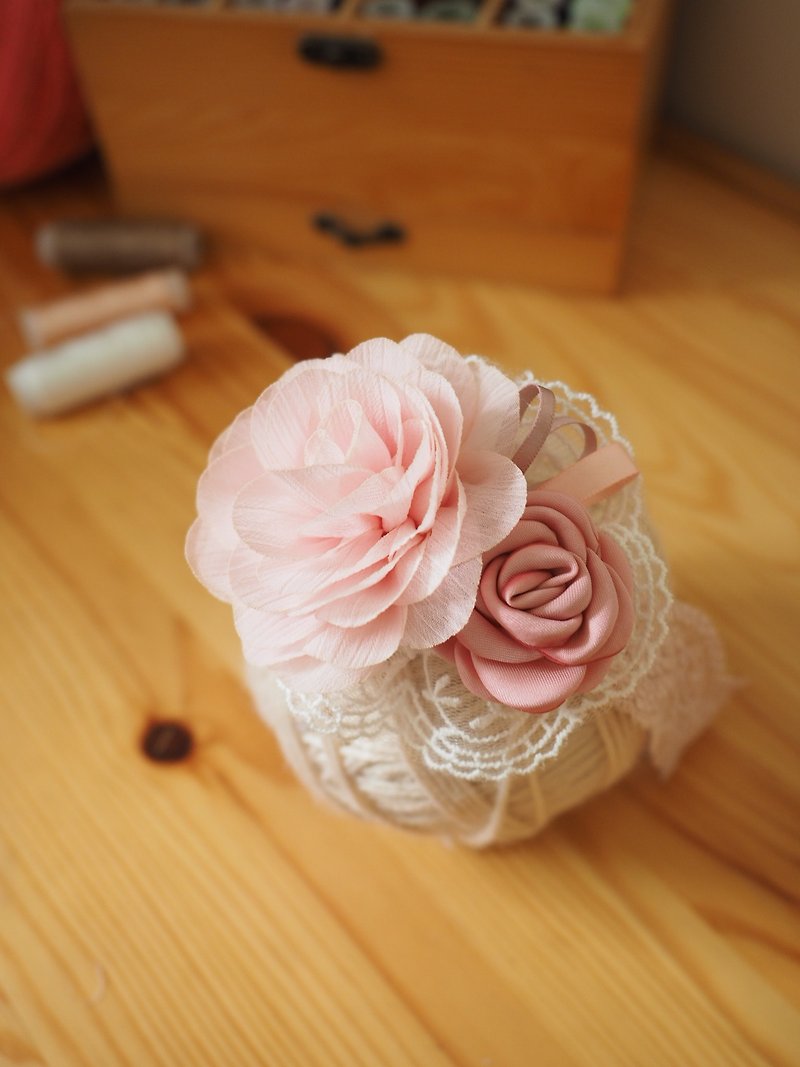 Handmade fabric flower baby / kid headband - Baby Hats & Headbands - Cotton & Hemp Pink