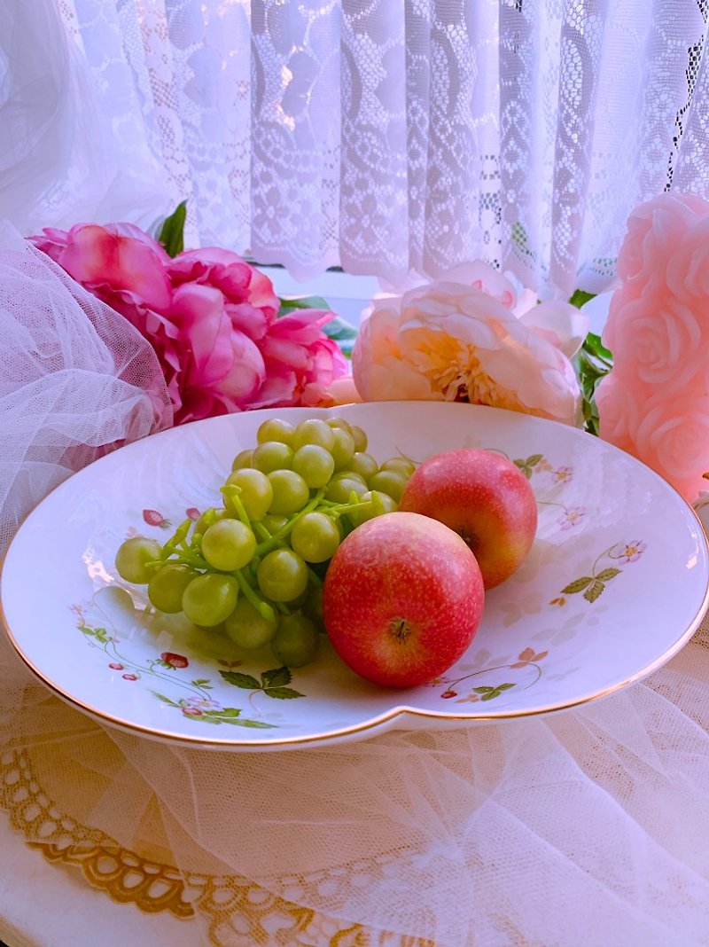 英國骨瓷皇家wedgwood Wild Strawberry野草莓大尺寸水果盅水果缽 - 盤子/餐盤 - 瓷 多色