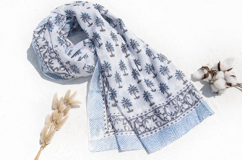 Hand-woven scarf woven scarf super large pure cotton silk scarf handmade woodcut printing plant dyed scarf plant dyed cotton silk scarf Christmas gift exchange gift Mother’s Day Father’s Day-Coconut Tree and Flower - ผ้าพันคอถัก - ผ้าฝ้าย/ผ้าลินิน หลากหลายสี