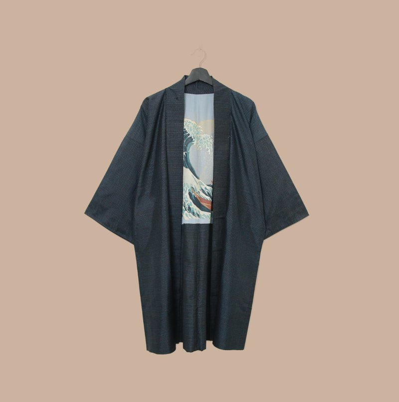 Back to Green-日本帶回羽織 海波潮汐 M-32/vintage kimono - 女大衣/外套 - 絲．絹 